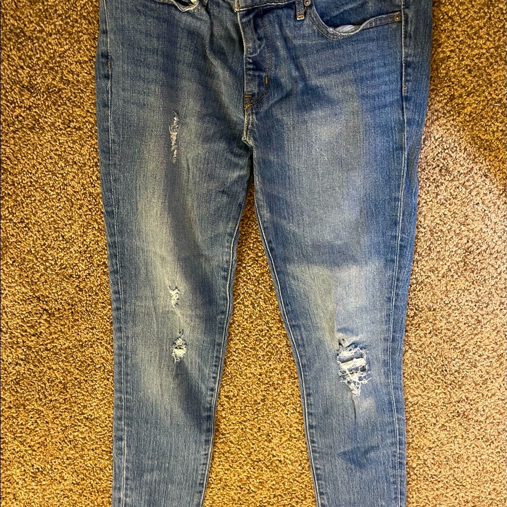 Levi skinny jeans
